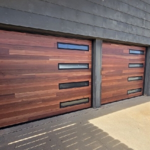 Cedar Plank - vert windows